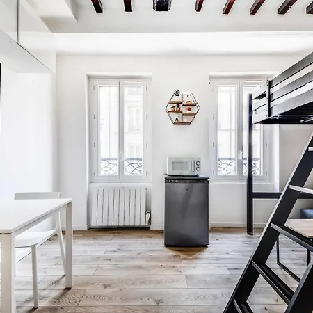 Cozy 2p - 18e Vakantiehuis Parijs